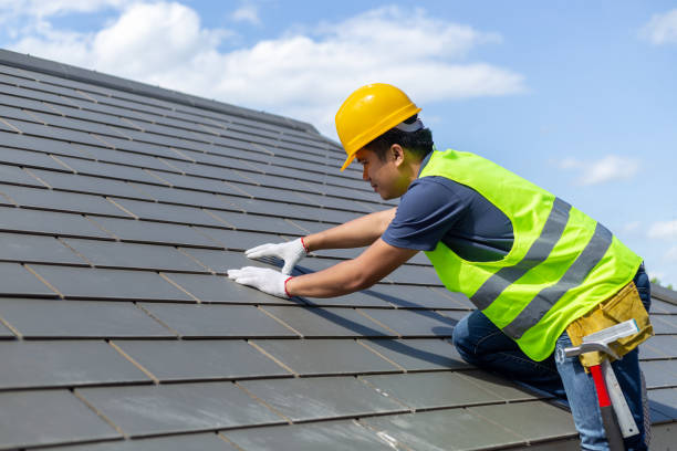 Best Local Roofing Companies  in Girard, KS